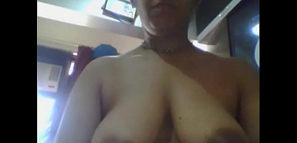  floppy tits indian woman masturbates